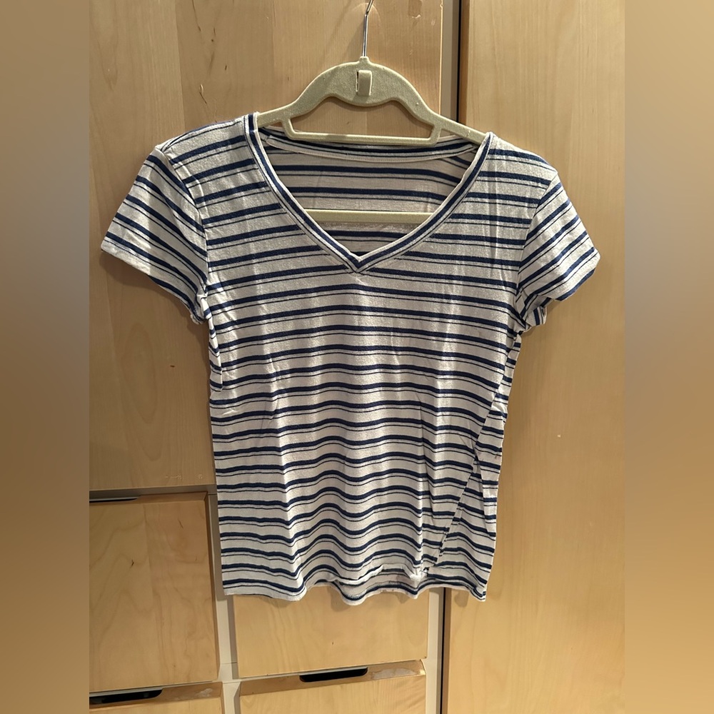 Women’s T-shirt (XS) - Picture 2 of 10